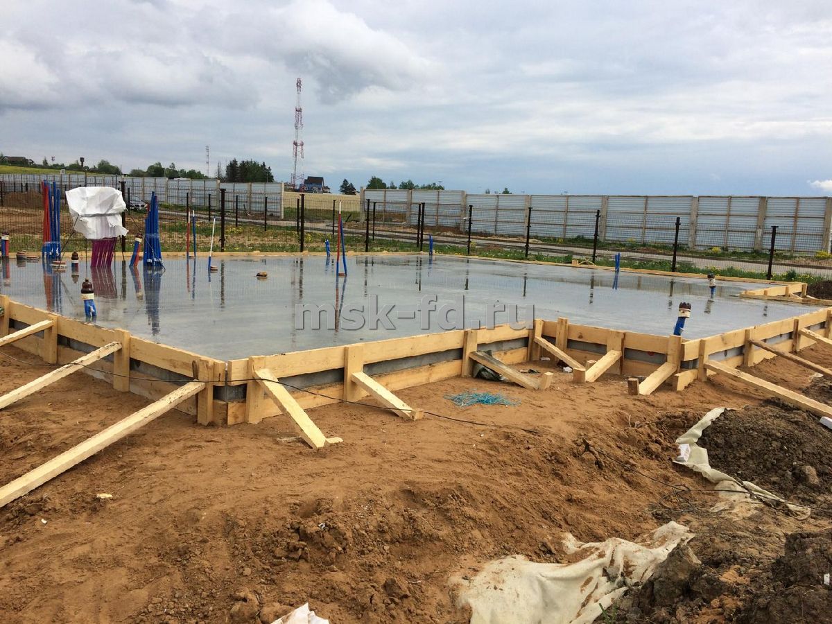 Строительство фундамента УШП под брусовой дом